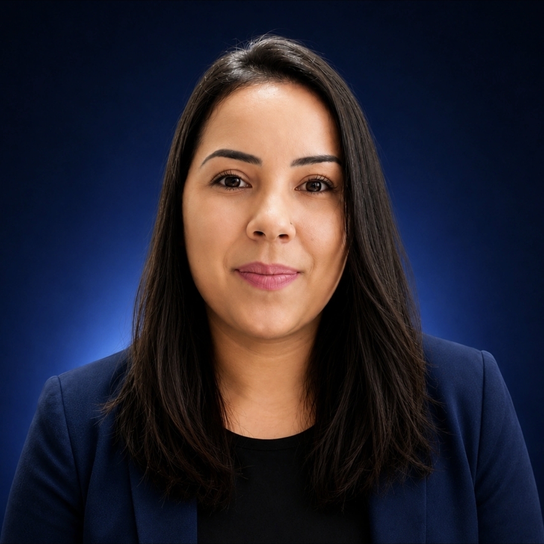 Retrato profissional de Jéssica Cabral, profissional tributária e fundadora da SOS Fiscal na Prática